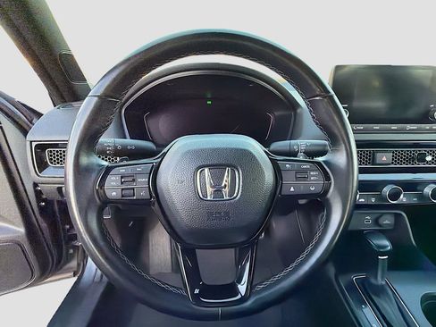 Used 2023 Honda Civic Sport image 11