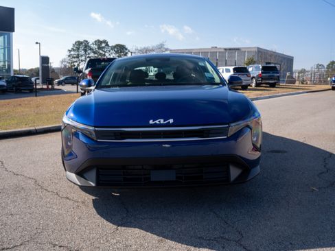 New 2025 Kia K4 LXS FWD image 3