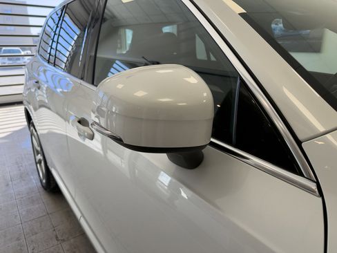 Used 2023 Volvo XC90 B5 Core w/ Protection Package Premier image 14