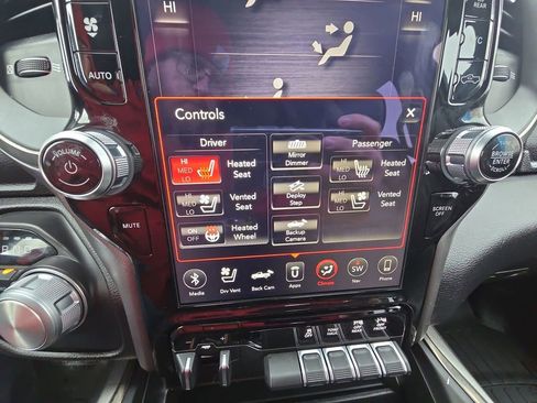 Used 2019 RAM 1500 Sport w/ Level 2 Equipment Group image 32