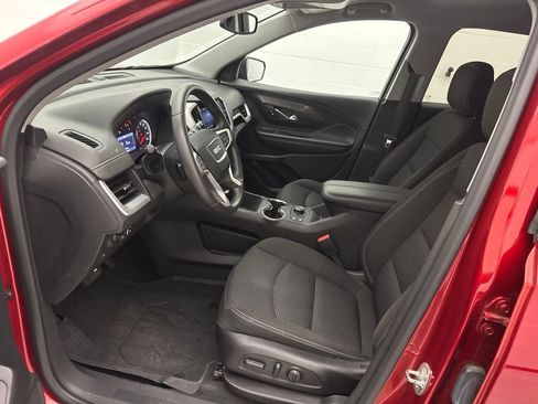 Used 2023 GMC Terrain SLE w/ Driver Convenience Package FWD image 17