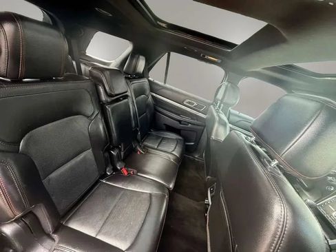Used 2017 Ford Explorer Sport w/ Equipment Group 401A AWD/4WD image 19