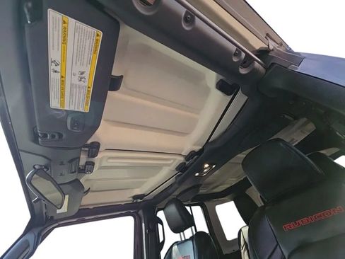 Used 2021 Jeep Wrangler Unlimited Rubicon w/ LED Lighting Group AWD/4WD image 33