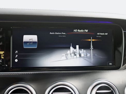 Used 2015 Mercedes-Benz S 550 4MATIC Coupe image 27