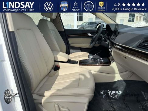 Used 2020 Audi Q5 2.0T Premium w/ Convenience Package image 11