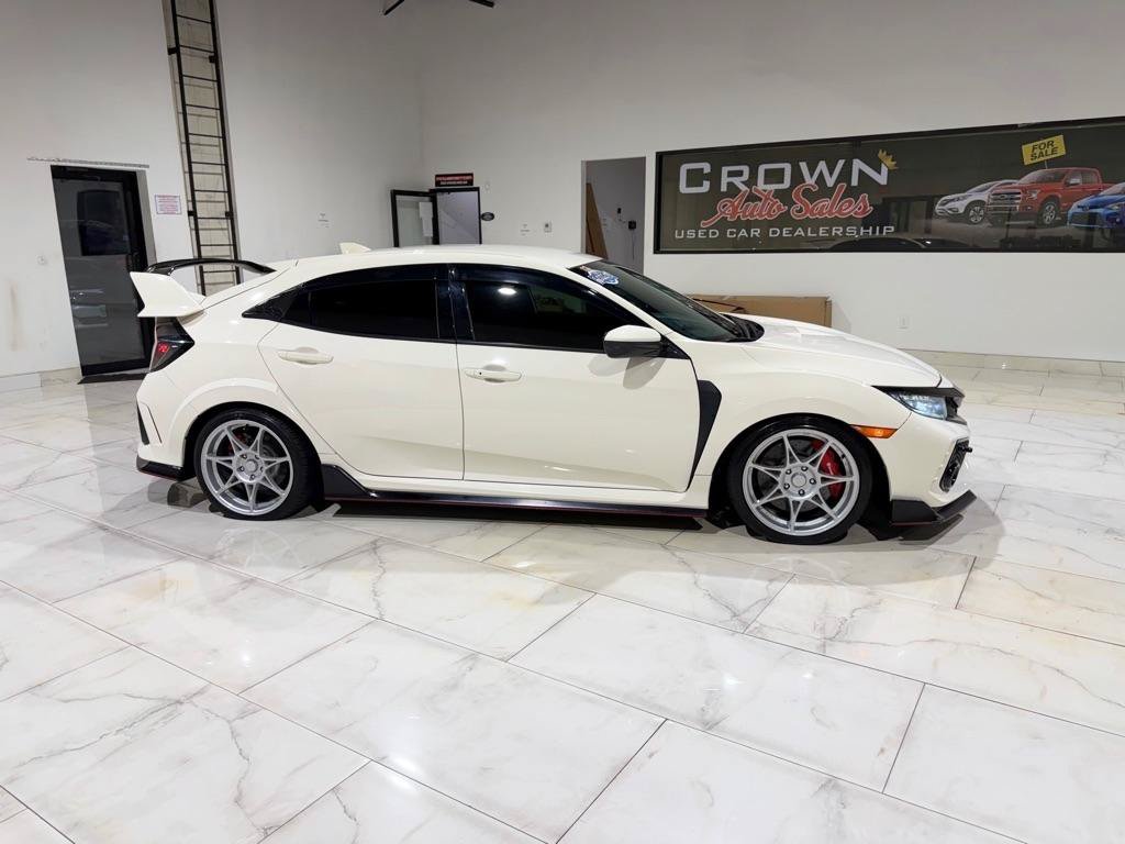 Used 2019 Honda Civic Type R image 6