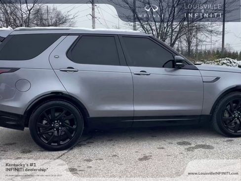 Used 2023 Land Rover Discovery S R-Dynamic image 9