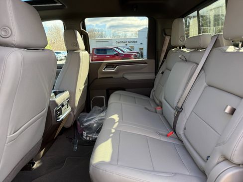 New 2026 GMC Sierra 2500 SLT w/ Max Trailering Package image 16