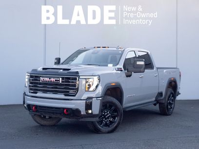 Used 2025 GMC Sierra 2500 AT4 w/ AT4 Premium Plus Package