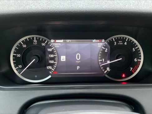 Used 2023 Land Rover Range Rover Velar R-Dynamic S image 24