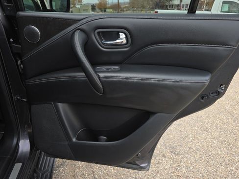 Used 2024 INFINITI QX80 Luxe image 31