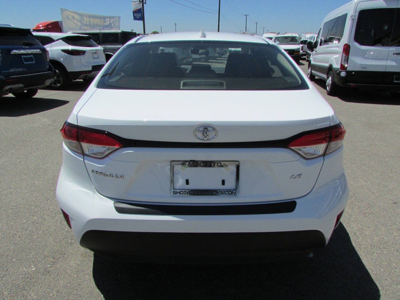 Used 2026 Toyota Corolla LE FWD image 8