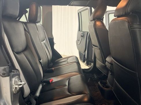 Used 2018 Jeep Wrangler Unlimited Sport S image 22