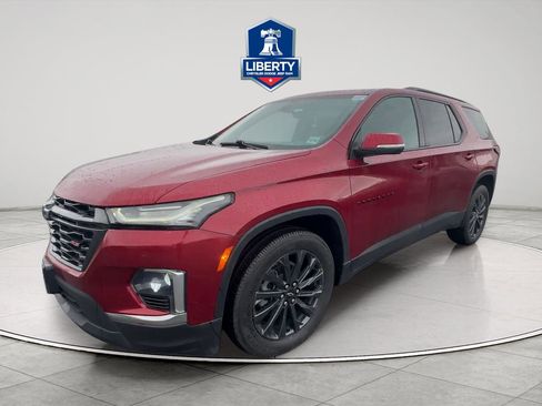 Used 2022 Chevrolet Traverse RS w/ LPO, Floor Liner Package AWD/4WD image 1