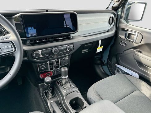 New 2026 Jeep Wrangler Unlimited Sport image 25