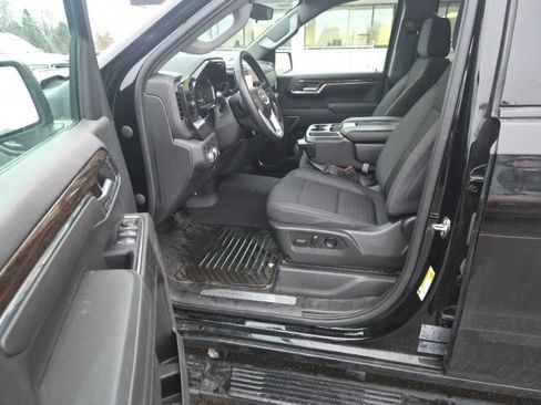Used 2023 GMC Sierra 1500 Elevation image 13
