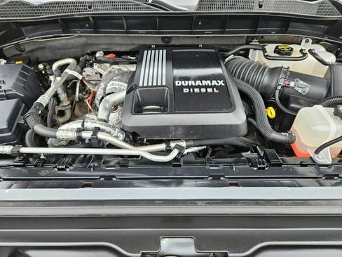 Used 2025 GMC Sierra 1500 AT4 w/ AT4 Premium Package AWD/4WD image 32