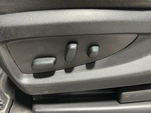 Used 2019 Chevrolet Silverado 1500 LT w/ All Star Edition AWD/4WD image 10