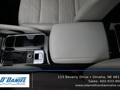 Used 2021 Kia Telluride SX w/ SX Prestige Package AWD/4WD image 34