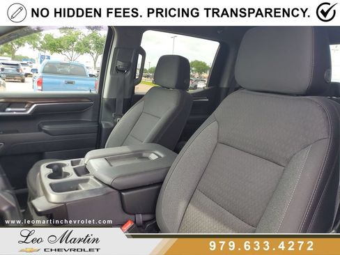 Used 2023 Chevrolet Silverado 1500 LT AWD/4WD image 14