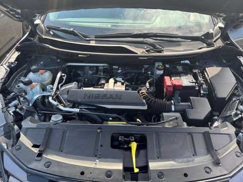 Used 2026 Nissan Rogue SV AWD/4WD image 28