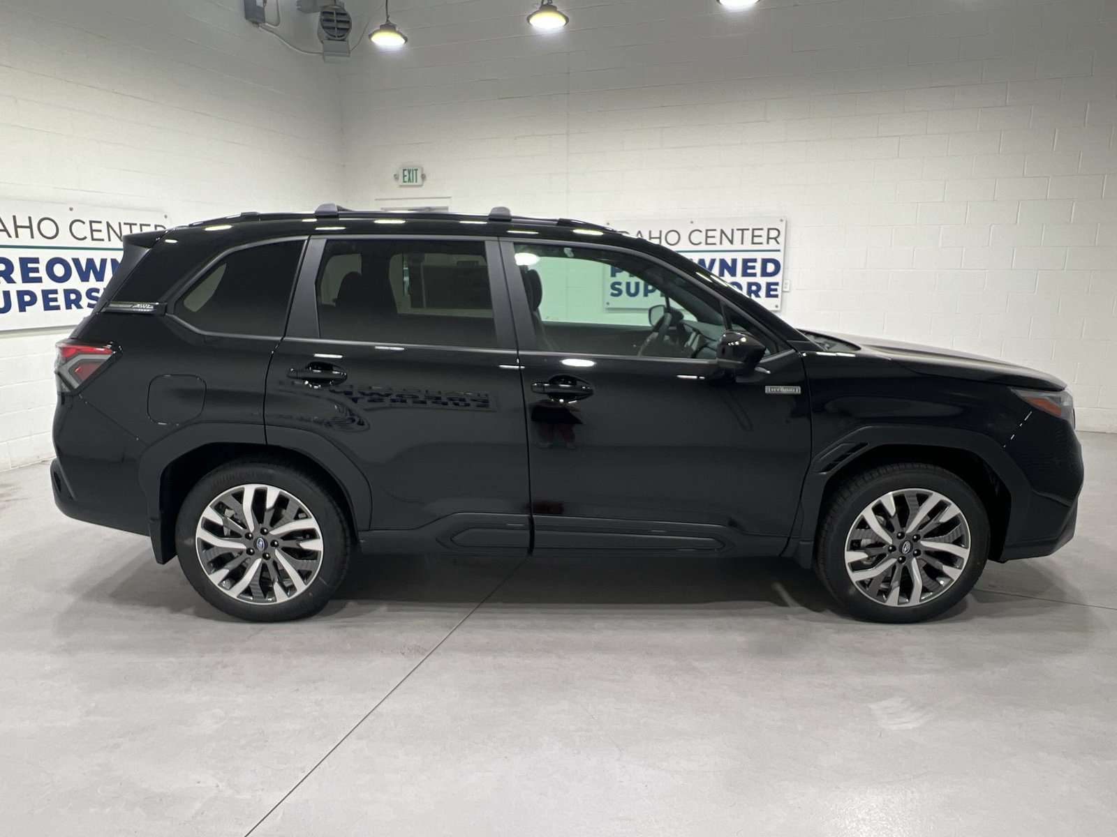 New 2026 Subaru Forester Touring AWD/4WD image 9