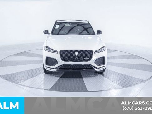 Used 2025 Jaguar F-PACE R-Dynamic S image 16