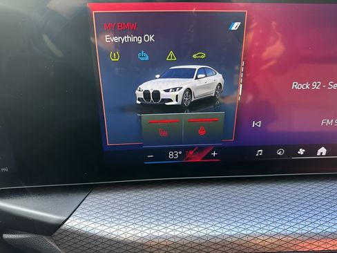 Used 2025 BMW i4 eDrive40 image 23