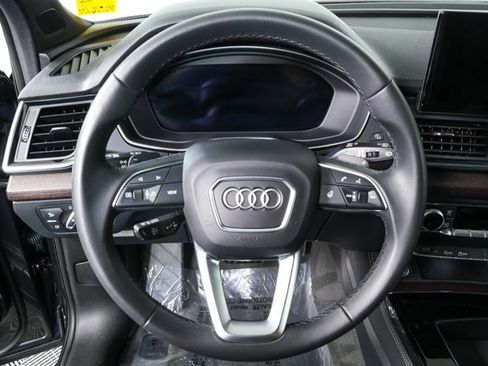 Used 2023 Audi Q5 2.0T Premium Plus w/ Premium Plus Package image 9
