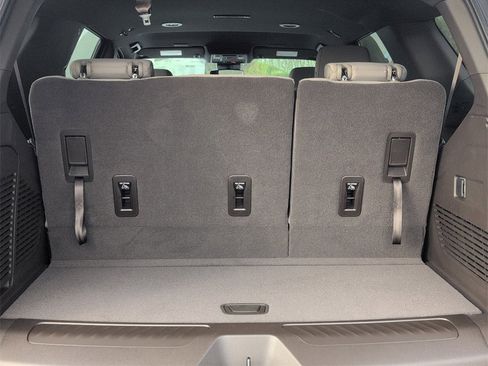 New 2026 Chevrolet Tahoe LS image 5