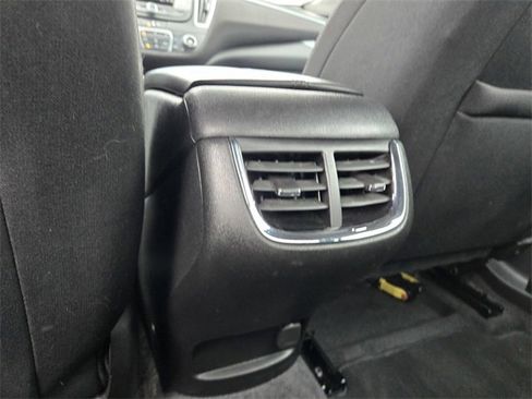 Used 2024 Chevrolet Malibu LT w/ Sport Edition image 27