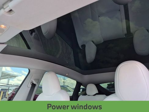 Used 2023 Tesla Model Y Long Range AWD/4WD image 18