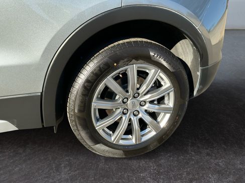 Used 2023 Cadillac XT4 Premium Luxury image 10