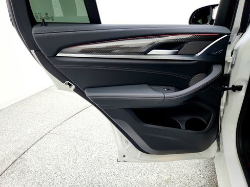 Used 2022 BMW X4 M image 23