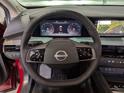 Used 2025 Nissan Murano SL AWD/4WD image 17