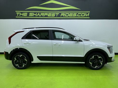 Used 2023 Kia Niro Wind image 11