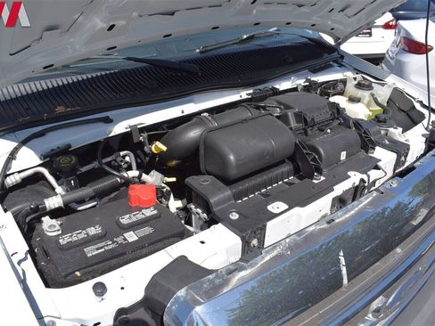 Used 2022 Ford E-350 and Econoline 350 Super Duty image 27