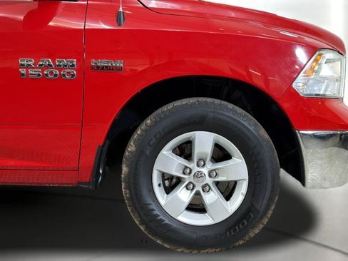 Used 2014 RAM 1500 Classic SLT RWD image 34
