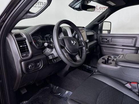 New 2026 RAM 2500 Tradesman AWD/4WD image 9