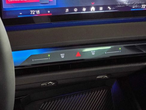 Used 2025 BMW X3 M50 w/ Premium Package image 30