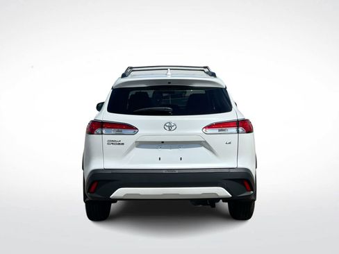 Used 2024 Toyota Corolla Cross LE FWD image 7
