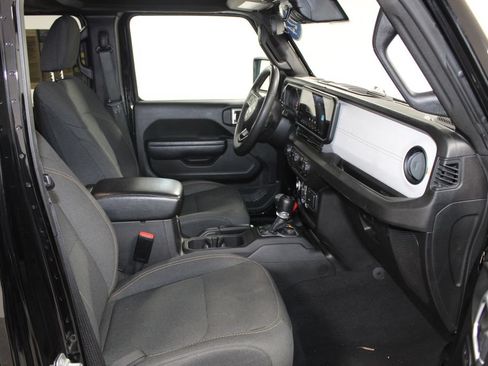 Used 2024 Jeep Wrangler Unlimited Sport AWD/4WD image 26
