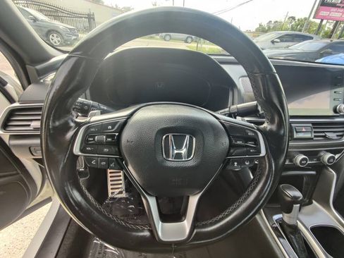 Used 2020 Honda Accord Sport image 9