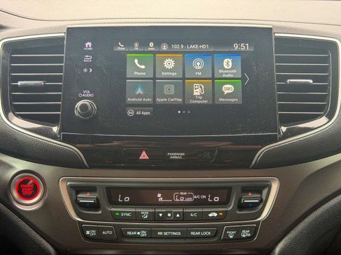 Used 2022 Honda Pilot Sport image 12