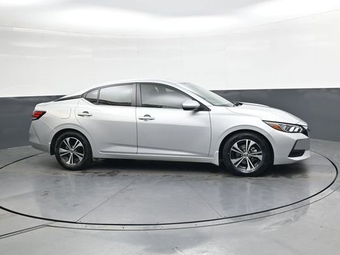 Used 2022 Nissan Sentra SV w/ Trunk Package image 3