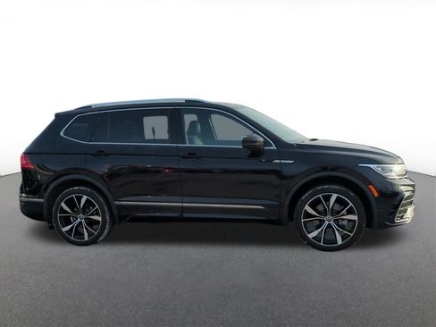 Used 2022 Volkswagen Tiguan SEL R-Line image 7