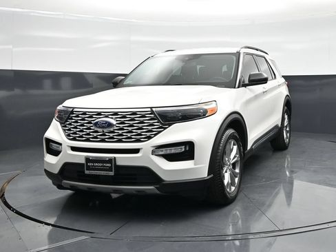 Certified 2021 Ford Explorer XLT w/ Equipment Group 202A RWD image 55