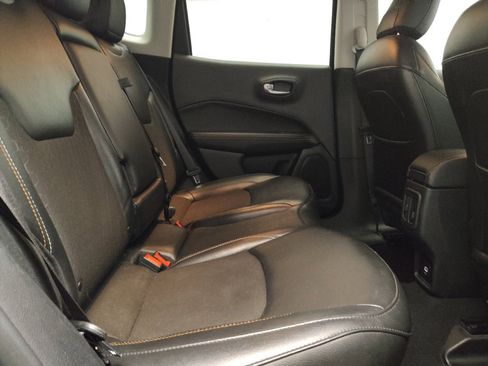 Used 2020 Jeep Compass Latitude FWD image 19