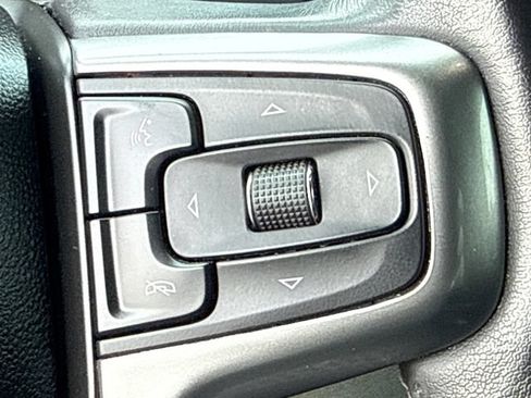 Used 2022 Chevrolet Silverado 1500 RST RWD image 25