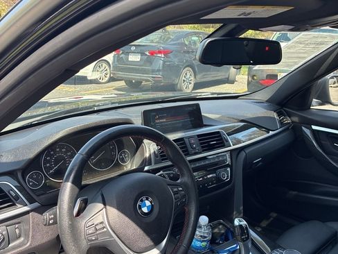 Used 2017 BMW 330e image 7